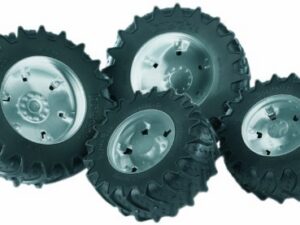 Bruder / Zwillingsbereifung mit silbernen Felgen( für Traktoren der 03000 Serie )- da wir den Artikel ausdrücklich als defekt  verkaufen ist jegliche Rückgabe- Umtausch oder Gewährleistung ausgeschlossen -- Durch den Kauf akzeptieren Sie diese Bedingungen ! -