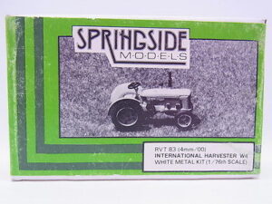 RestpostenInternational Harvest W4 (Bausatz)