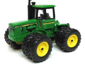 RestpostenJohn Deere 8650 4WD mit Zwillingsbereifung- 2016 National Farm Toy Show -