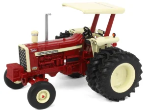 Farmall 1206- 2023 Farm Show - 100 Jahre Farmall -- hinten Zwillingsbereifung- 3-Punkt Hydraulik