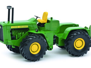 John Deere 8020 grün