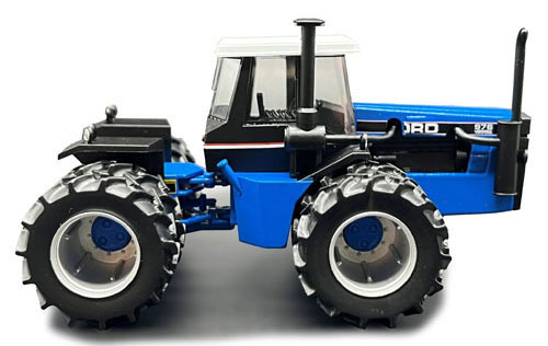 Ford 976 4WD mit 20.8-42 Rice und Cane Zwillingsreifen- limitierte Auflage 1000 Stk. - – Bild 2
