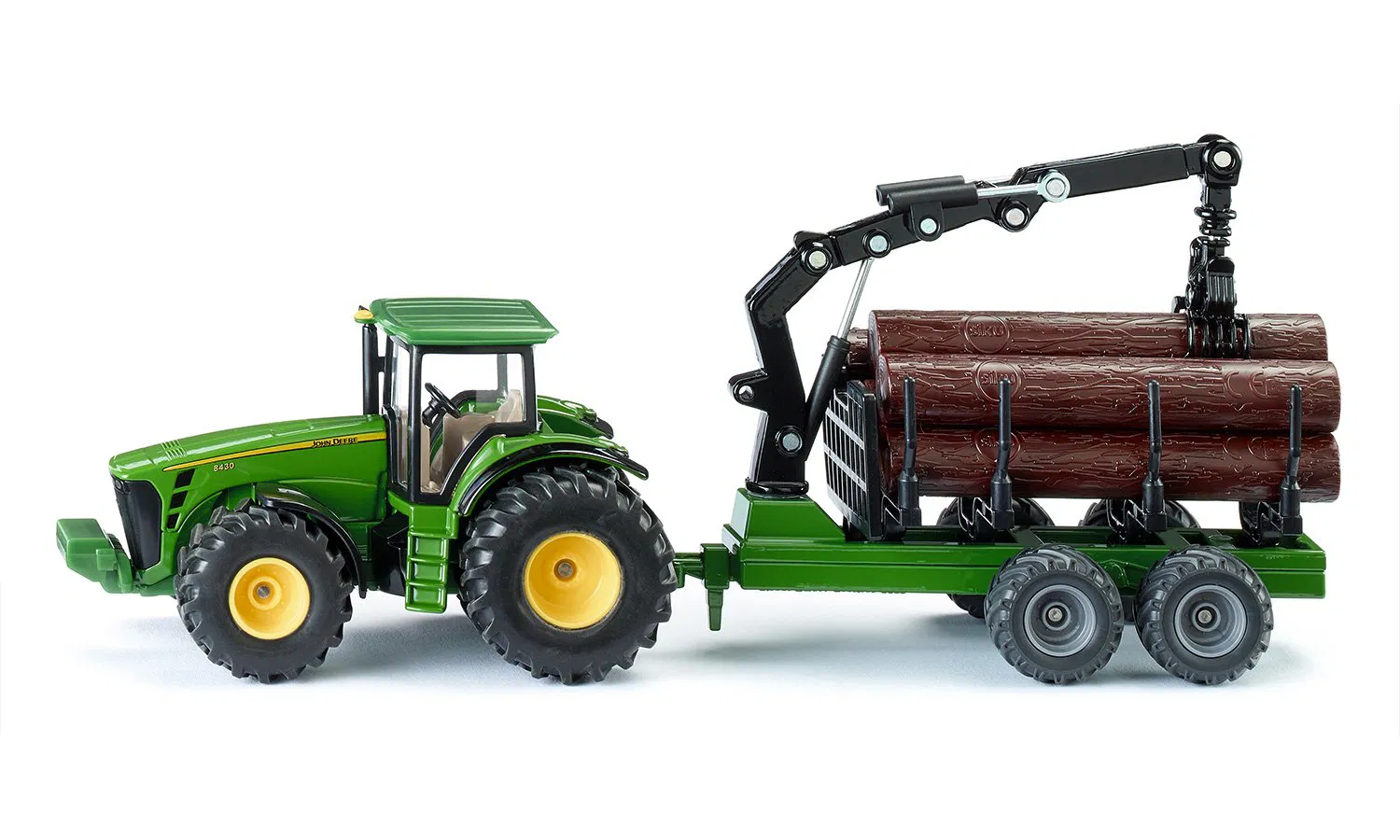 John Deere mit Forstanhänger