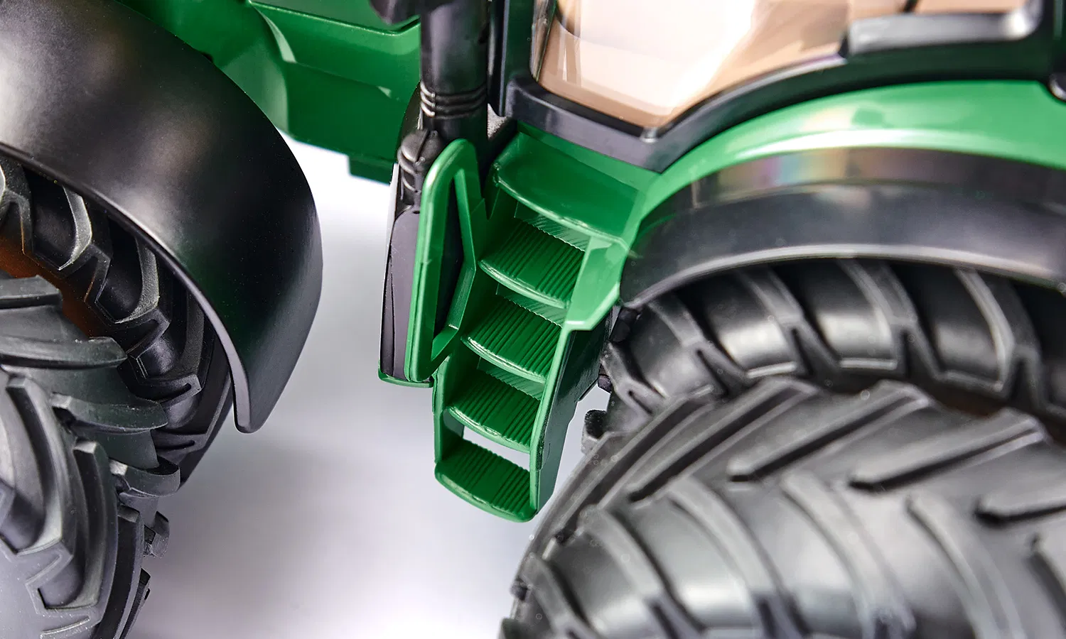 John Deere 7290R mit Doppelreifen und Bluetooth App-Steuerung – Bild 6