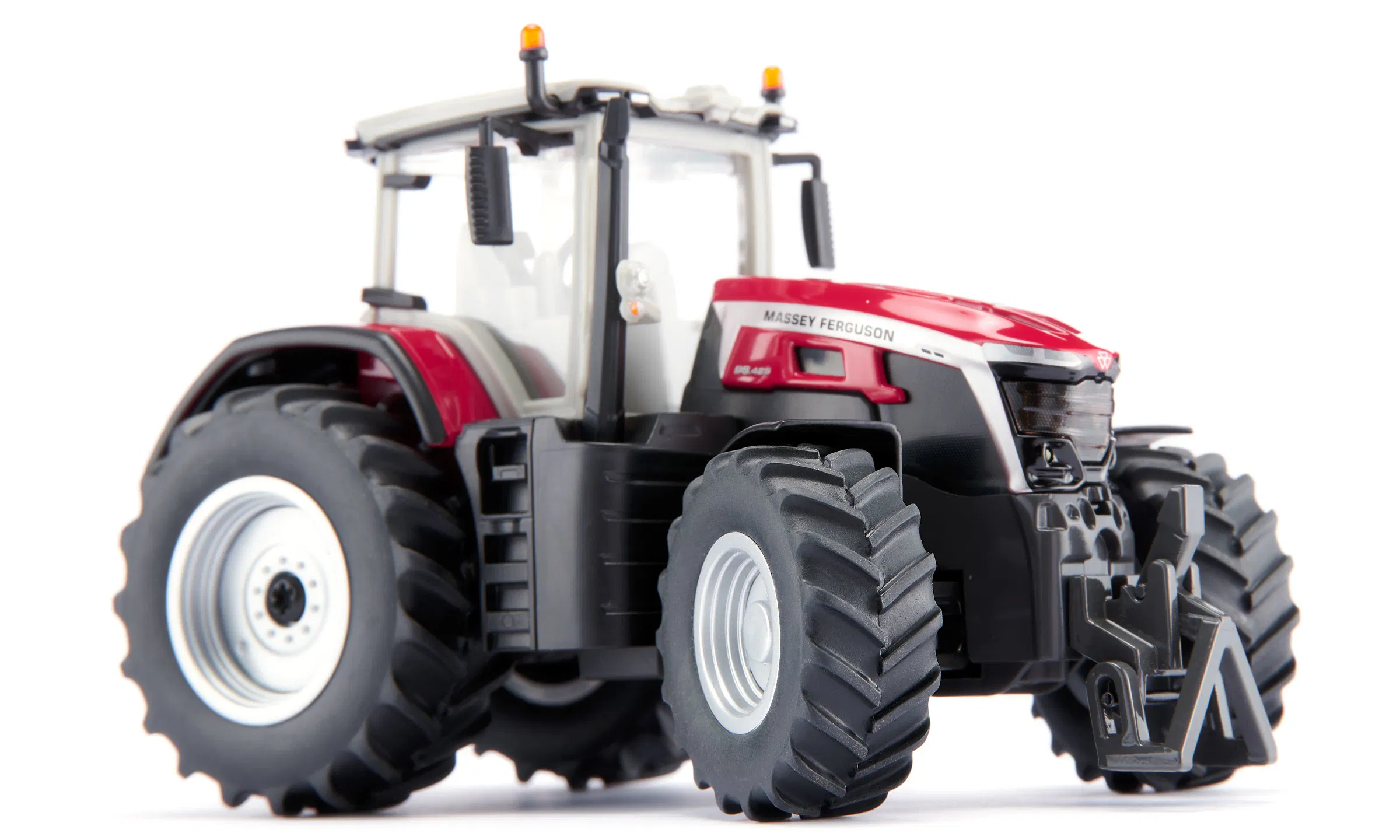 Massey Ferguson 9S mit Bluetooth App-Steuerung – Bild 3