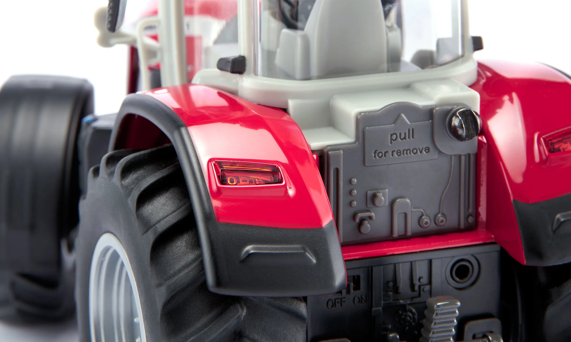 Massey Ferguson 9S mit Bluetooth App-Steuerung – Bild 4